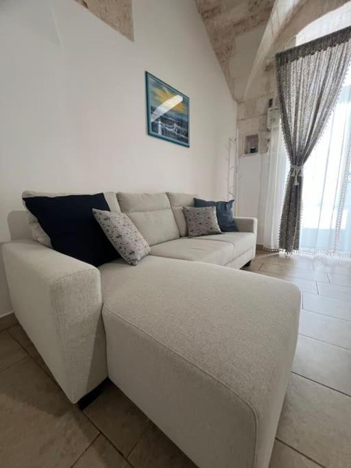 Al Civico 33 Apartment Martina Franca Bagian luar foto
