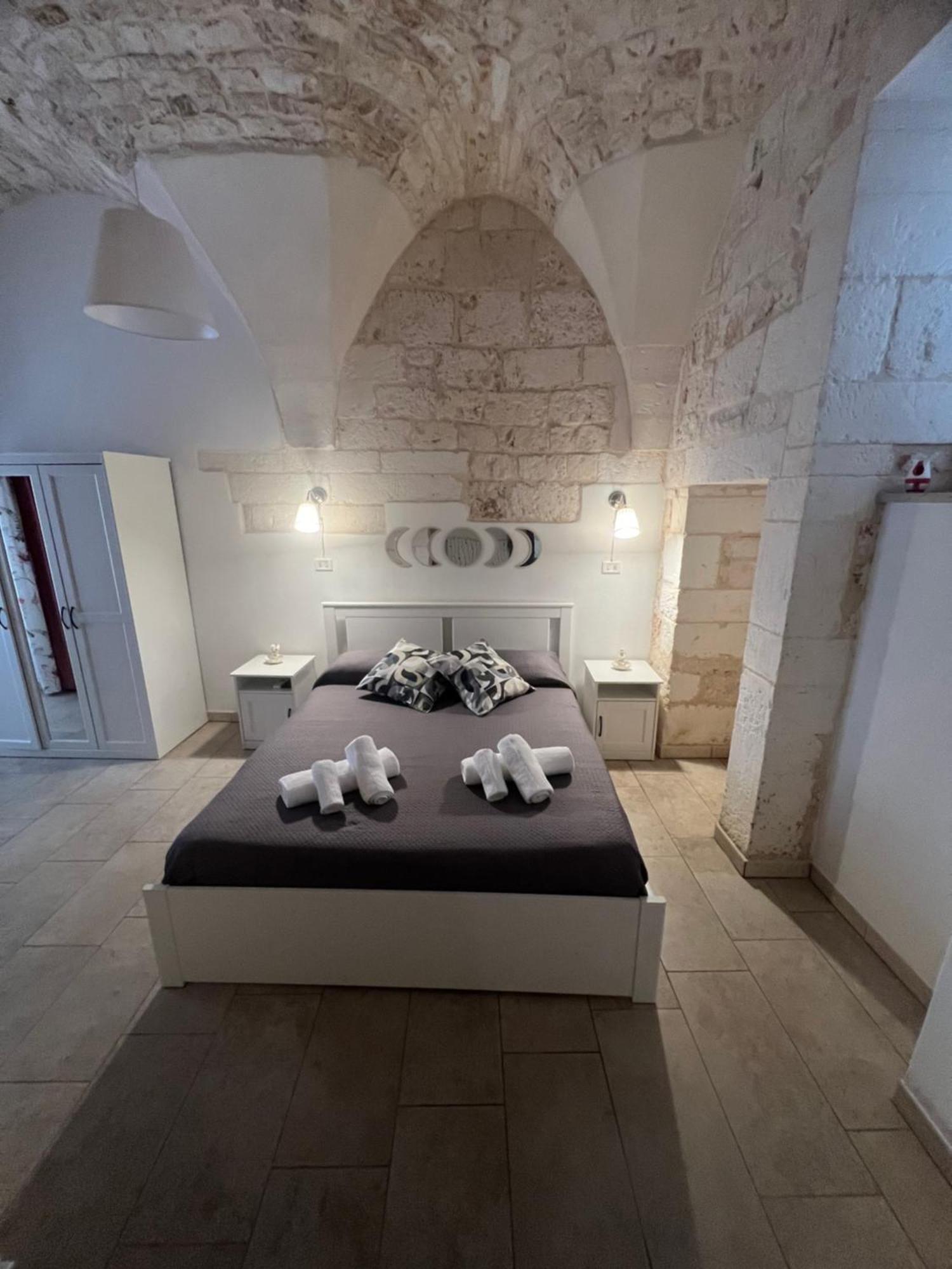 Al Civico 33 Apartment Martina Franca Bagian luar foto